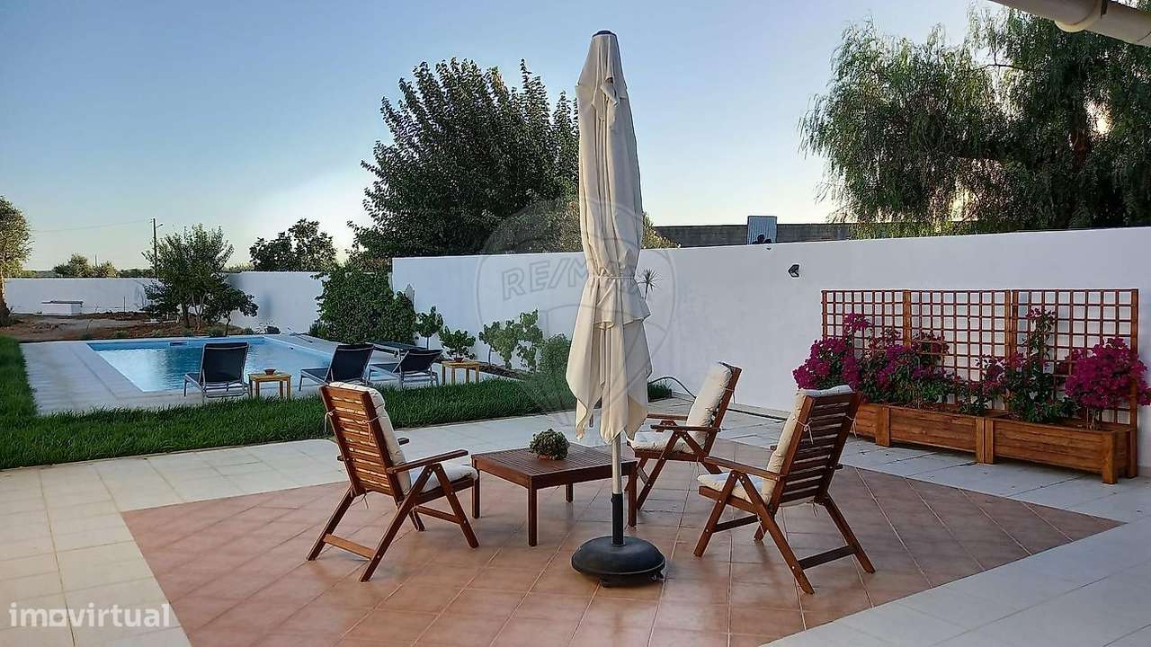 Moradia T5 para venda-25