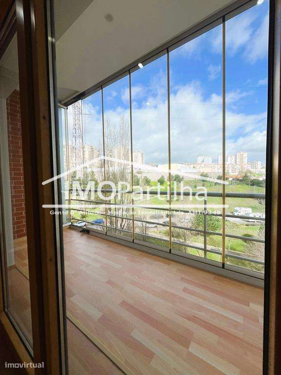 Apartamento T3
Odivelas-4