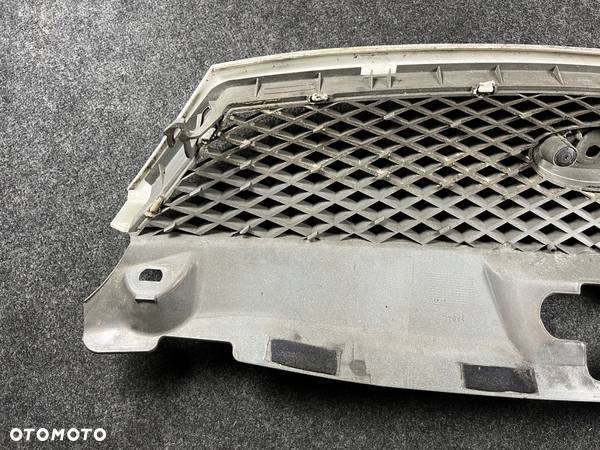 ford mondeo mk3 III grill atrapa chłodnicy 1S718A133AH kod lakieru- 60 - 9