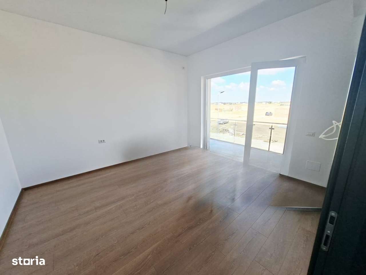 Casa P+1 Etaj /4 camere /50 m Bd.1  MAI/Com.Berceni/Comision 0%-7