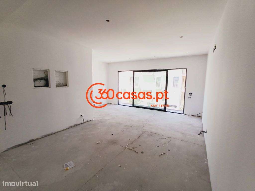 Apartamento T2 com garagem em Almancil-22