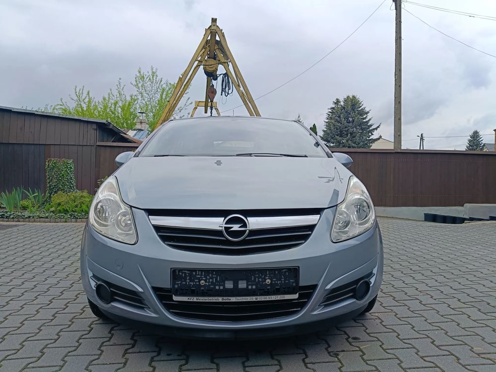 Opel Corsa D 1.2 16V Enjoy 2009
