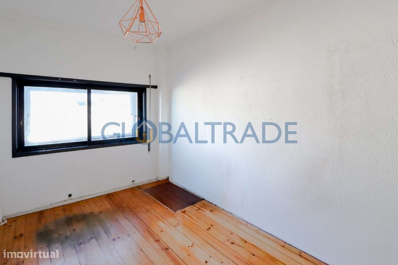 Apartamento T1+1 no coração do Porto-30