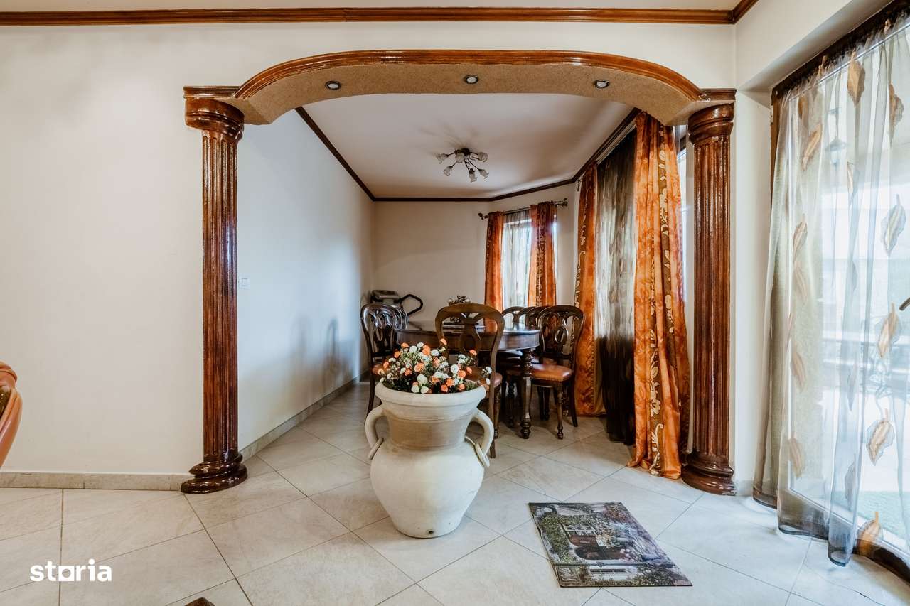 Vilă 6 camere în cartierul Alfa - Imagine principală: 3/20