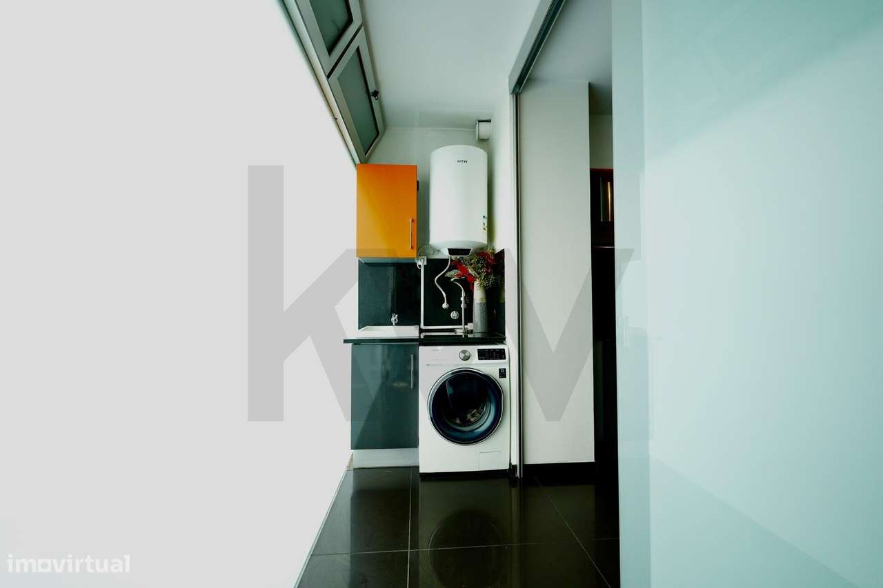 Apartamento T2 nas Madalenas com 170 m2 de área bruta, último piso.-29