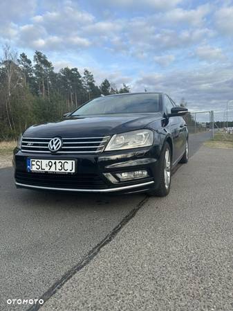 Volkswagen Passat 2.0 TDI Highline R-Style DSG - 20