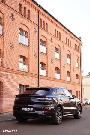 Porsche Cayenne Coupe - 28