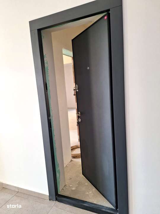 De vanzare apartament 2 camere si POD in Selimbar-2