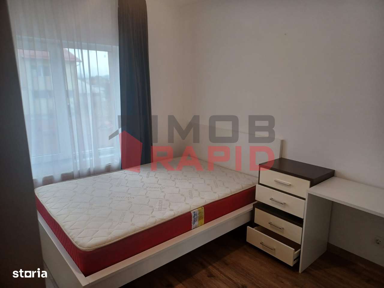 Apartament 4 camere, etaj 1, Zona Calea Moldovei-7
