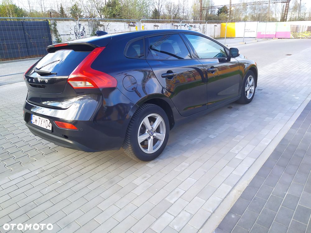 Volvo V40