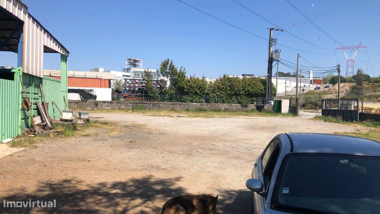 Terreno industrial com construção-5