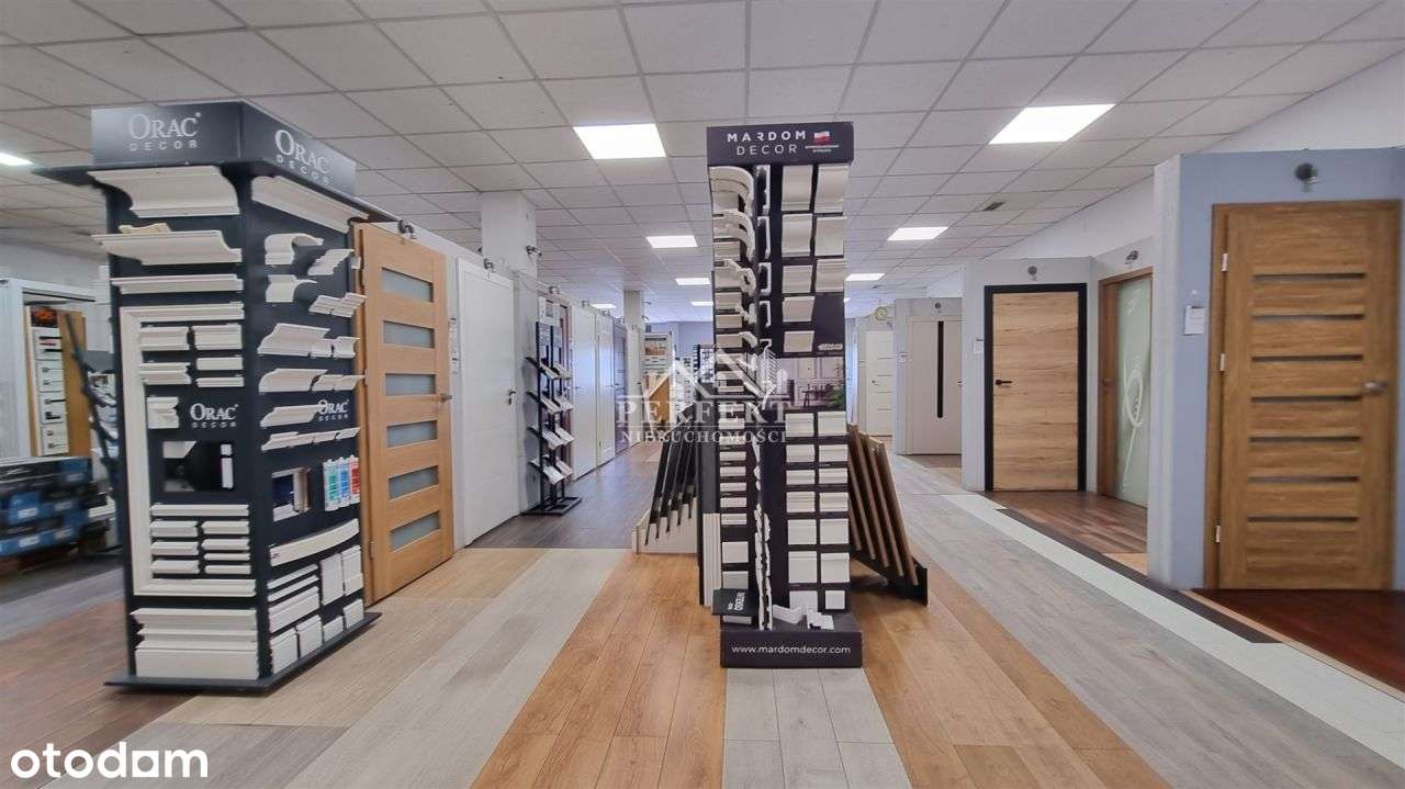 Obiekt handlowo - magazynowy z 4 odrębnymi lokali-3