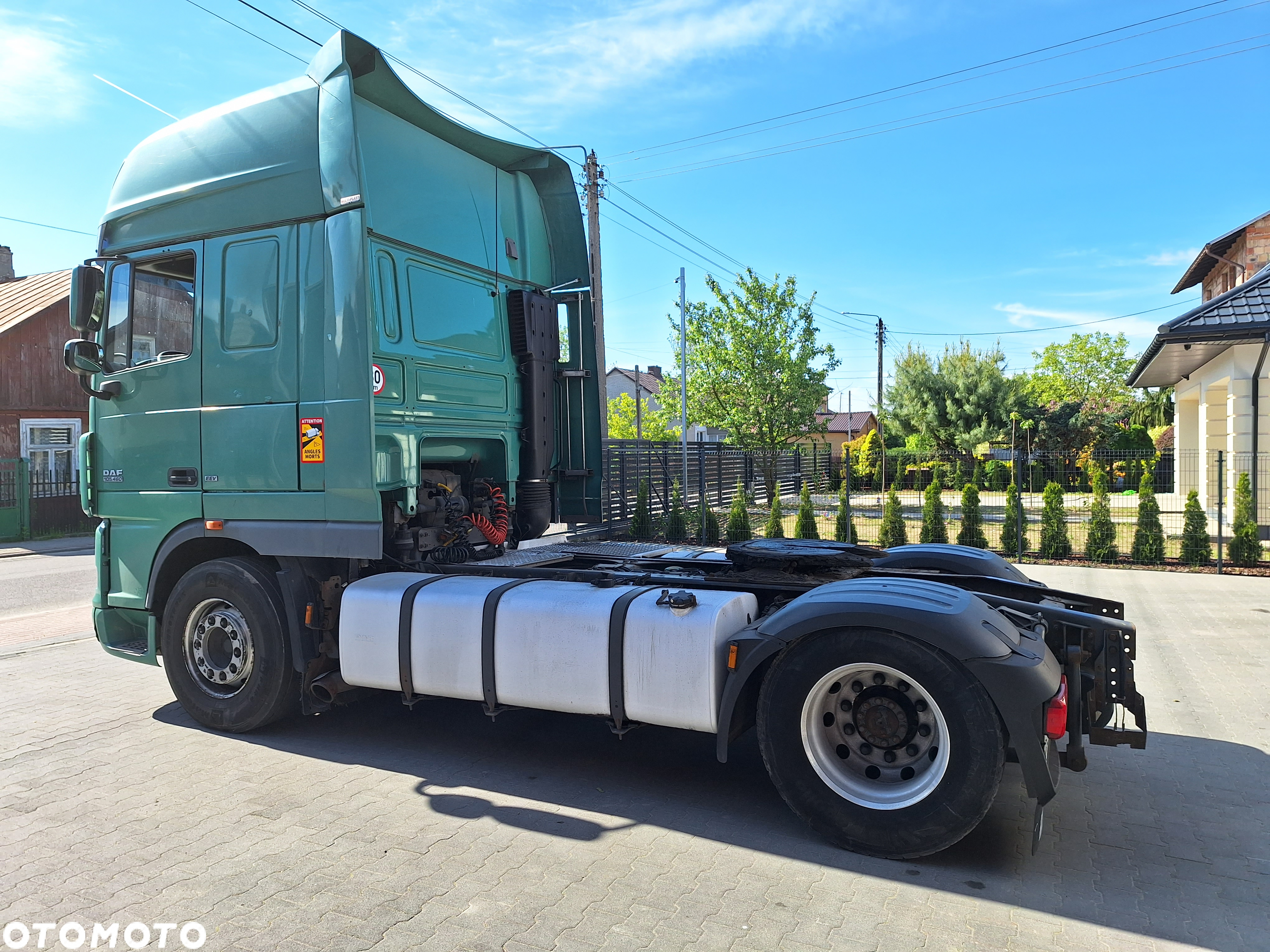 DAF XF 105 460 STANDARD AUTOMAT RETARDER 1300L - 2