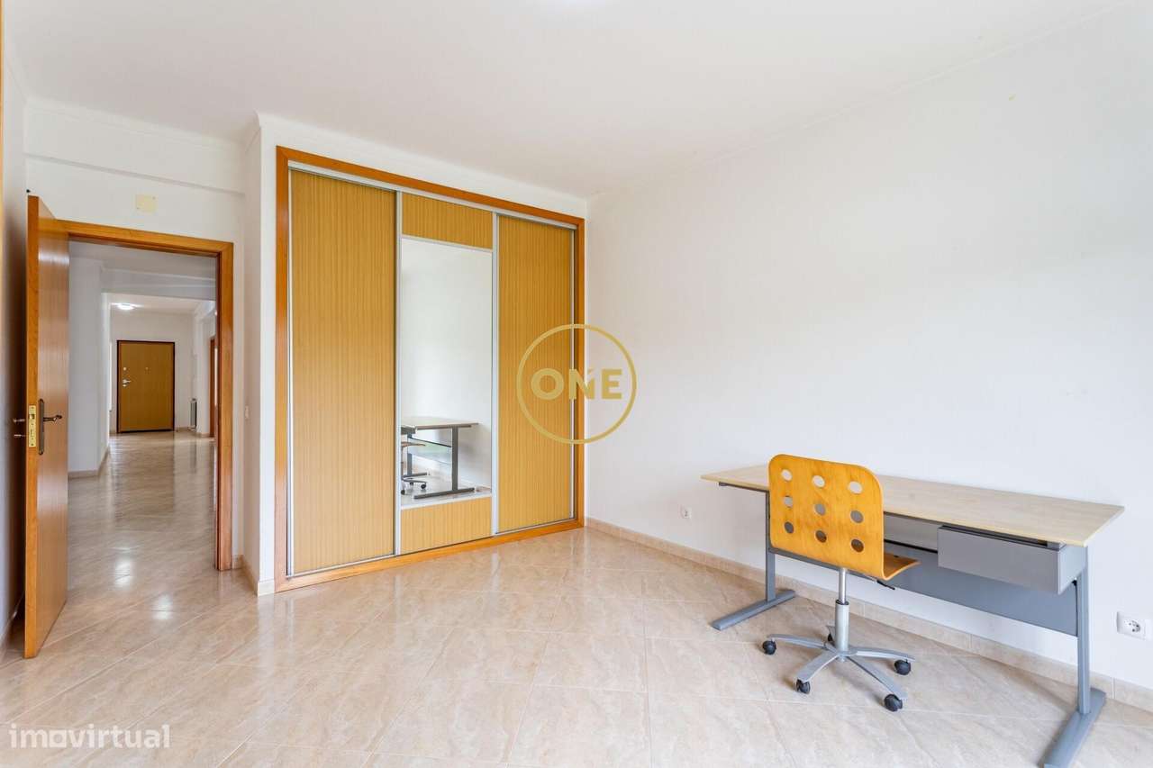 Propriedade Exclusiva em Sesimbra com 7.500m2 | Moradia de 529m2, Priv-28