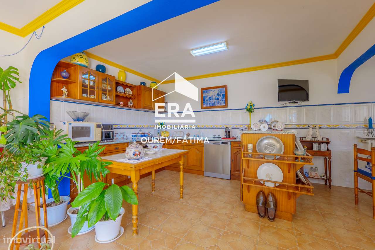Moradia T5, Rio de Couros, Ourém-17
