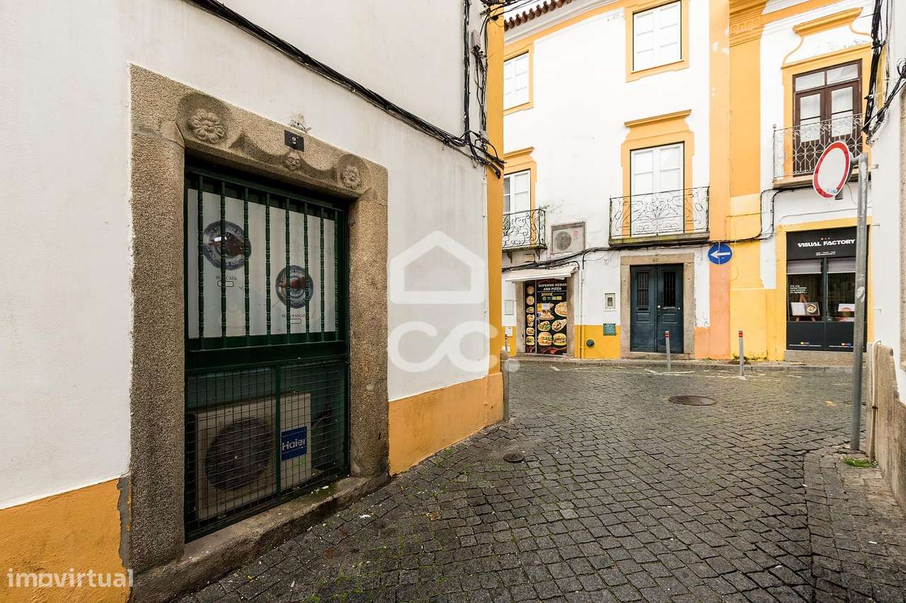 Trespasse de Negócio de Restauração c/ Moradia T3, no Centro Histórico-28