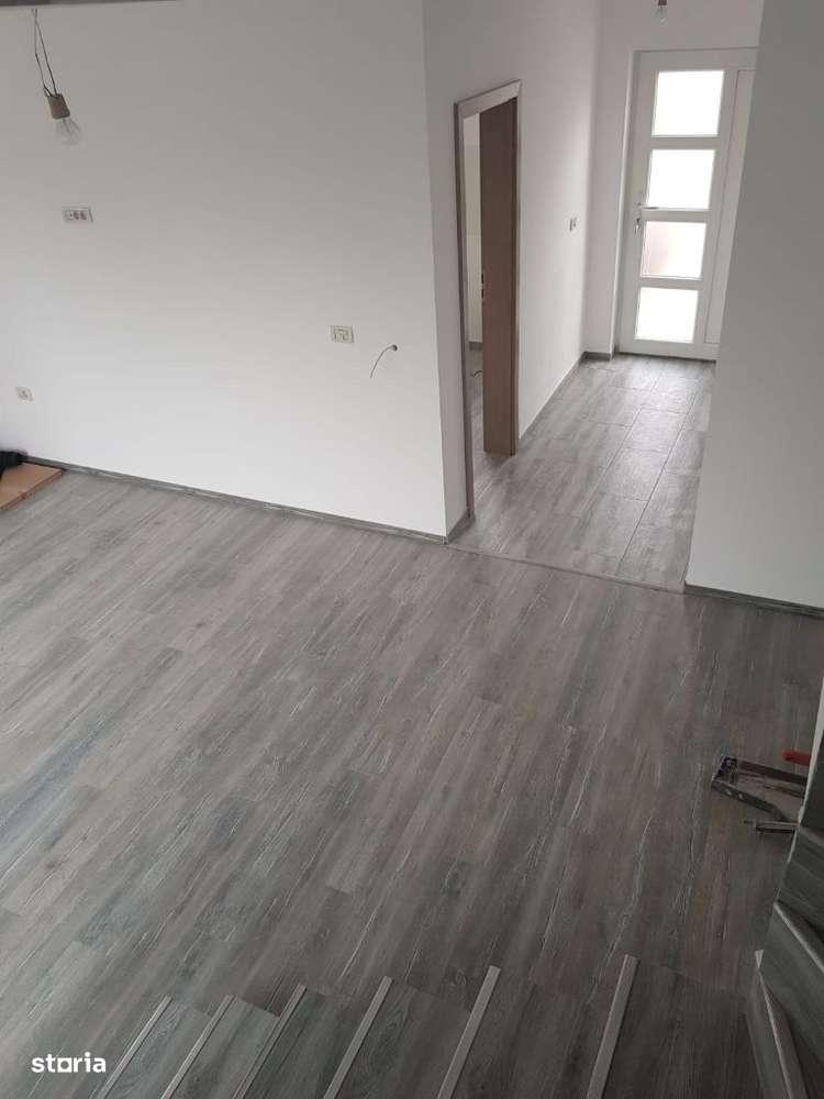 Sanandrei – ½ Duplex – Vatra Satului - Imagine principală: 4/7