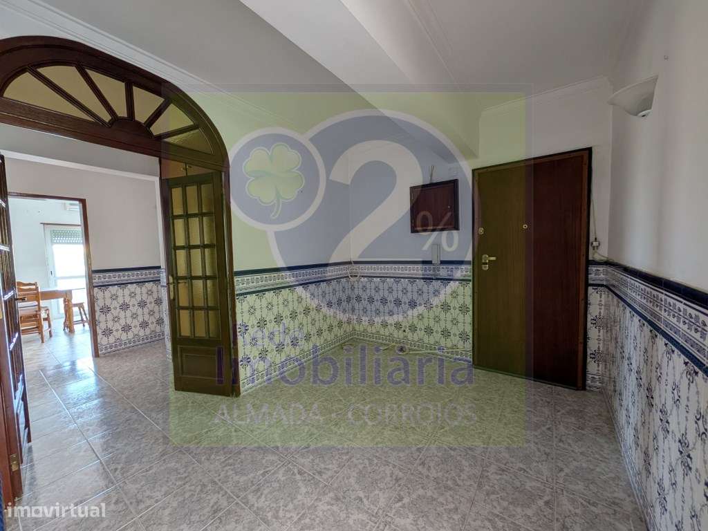 T3, bem localizado, Corroios-14