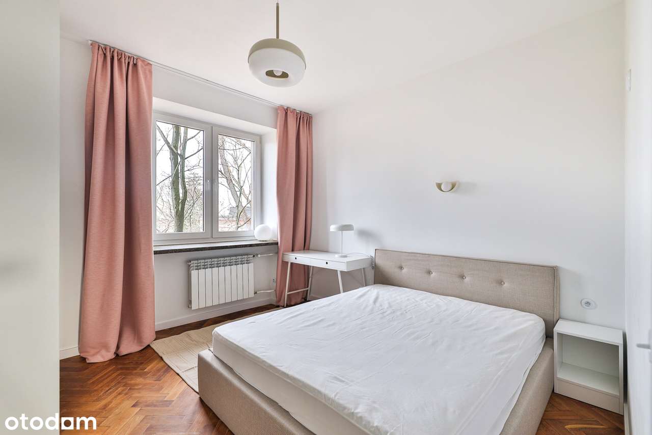 Klimatyczne mieszkanie z widokiem na Plac Hallera - Pełny obrazek: 4/17