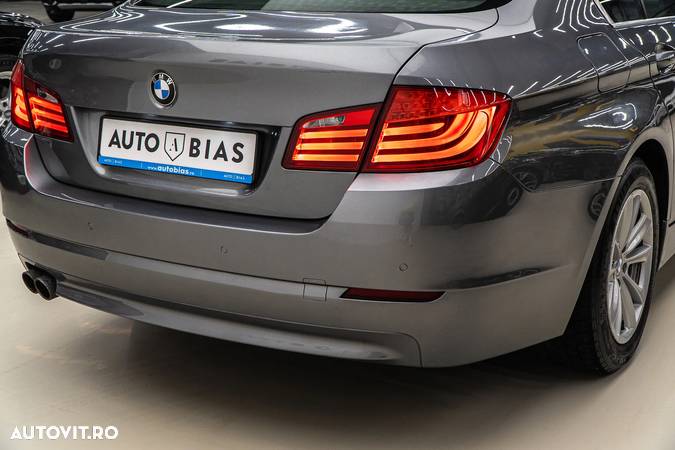 BMW Seria 5 520d - 13