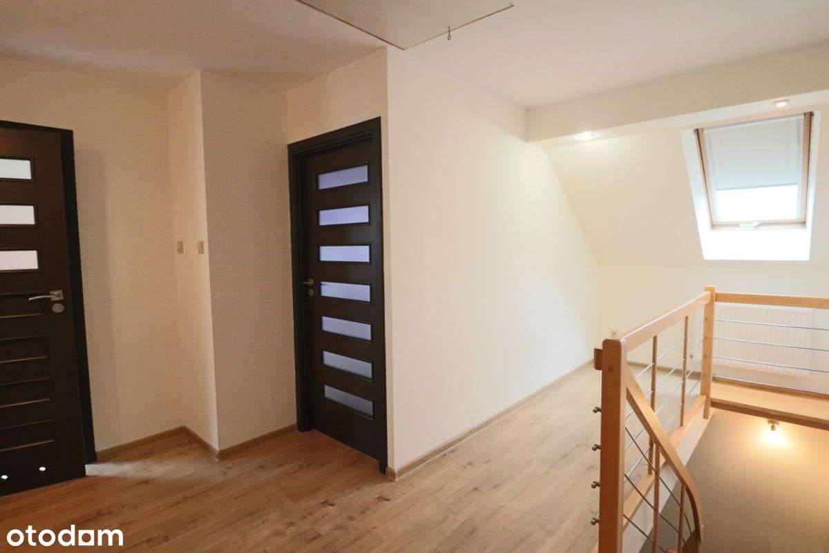 Komfortowy dom jednorodzinny w Strzeszowie-11