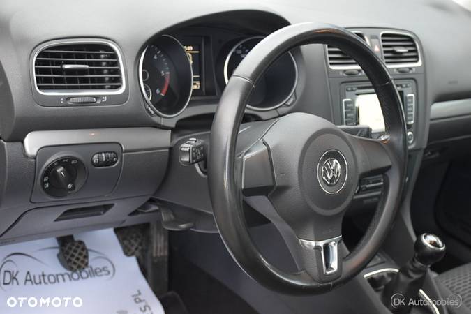 Volkswagen Golf 1.6 TDI DPF Comfortline - 24