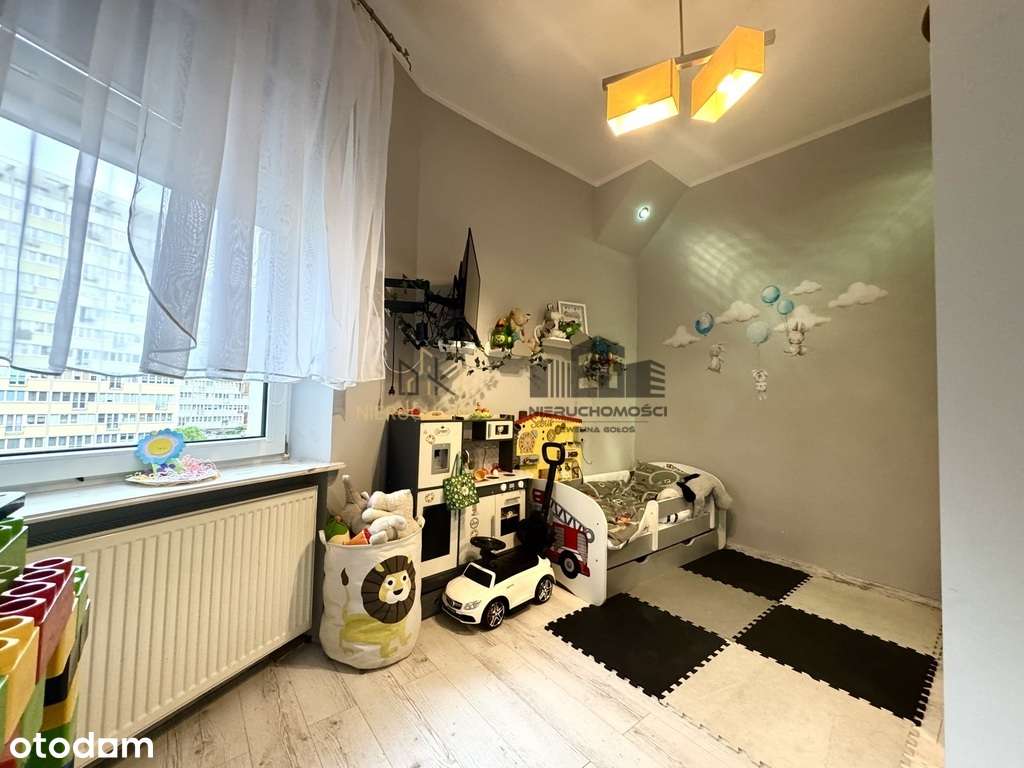 Przestronne czteropokojowe mieszkanie w centrum - Pełny obrazek: 4/19