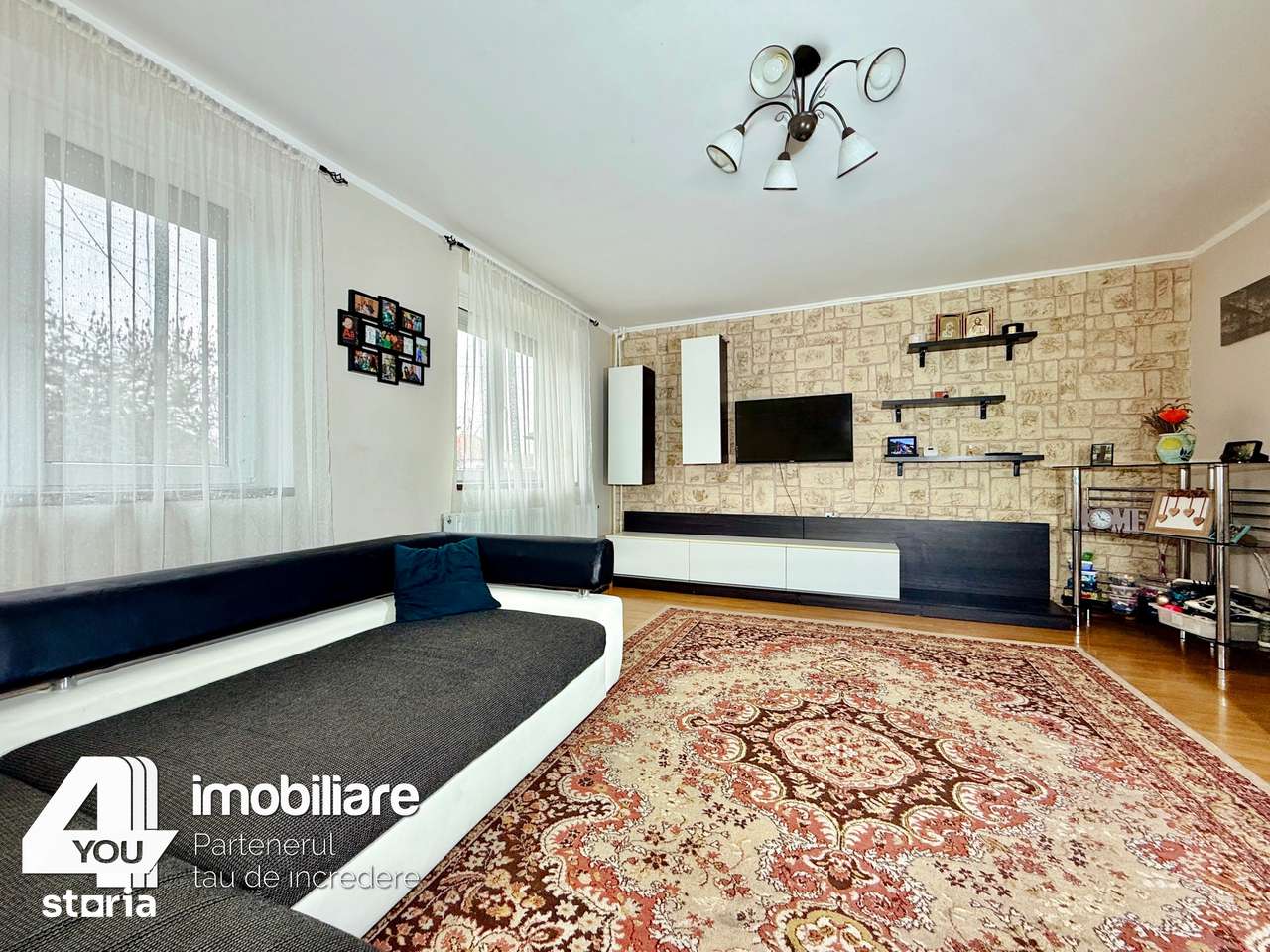 Casă P+M din anul 2010 în Cicir, 174 mp + garaj, cu teren 1422 mp-5