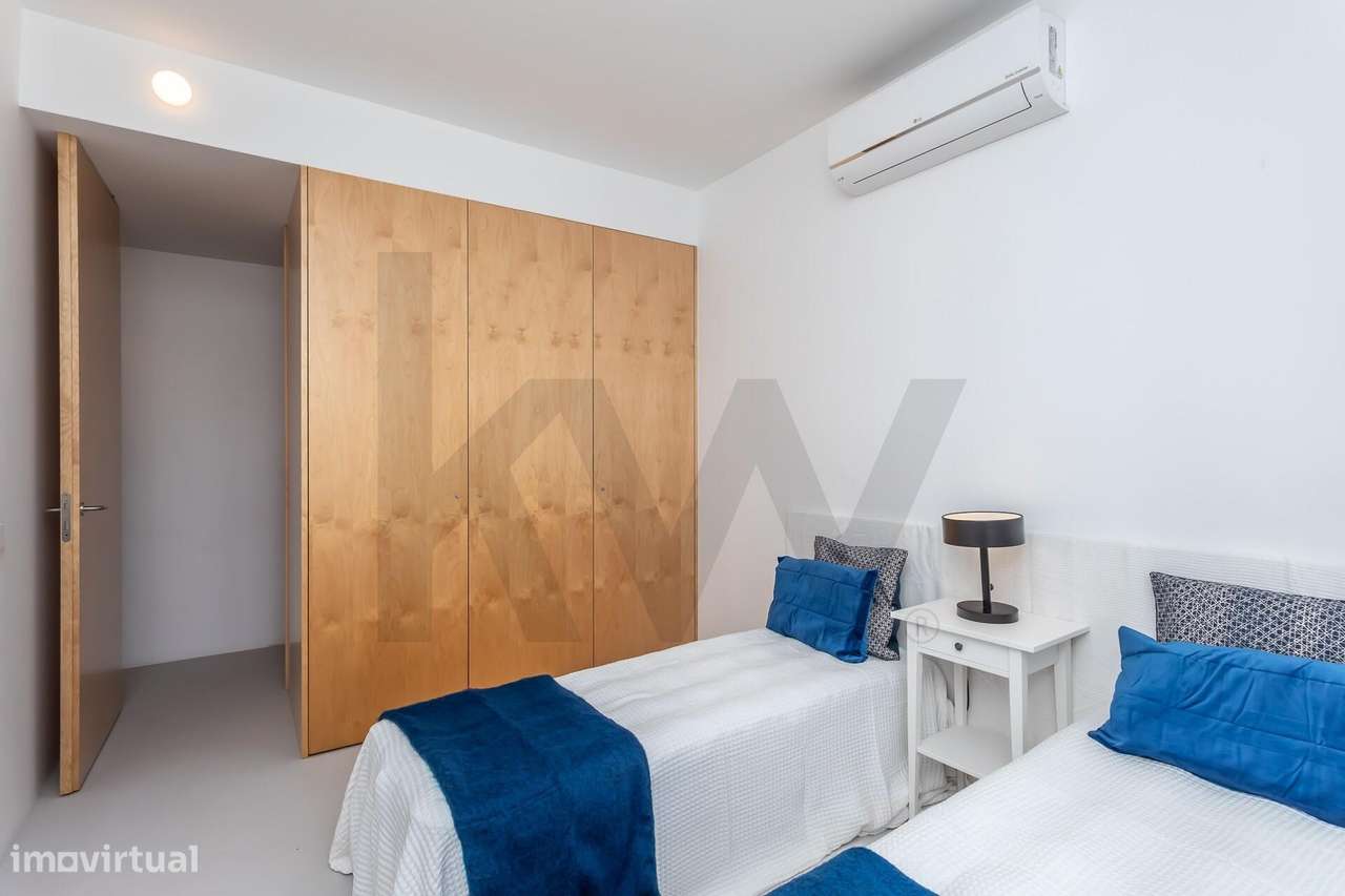 Apartamento T3 Renovado no Condomínio Torres de Lisboa | Laranjeiras S-27