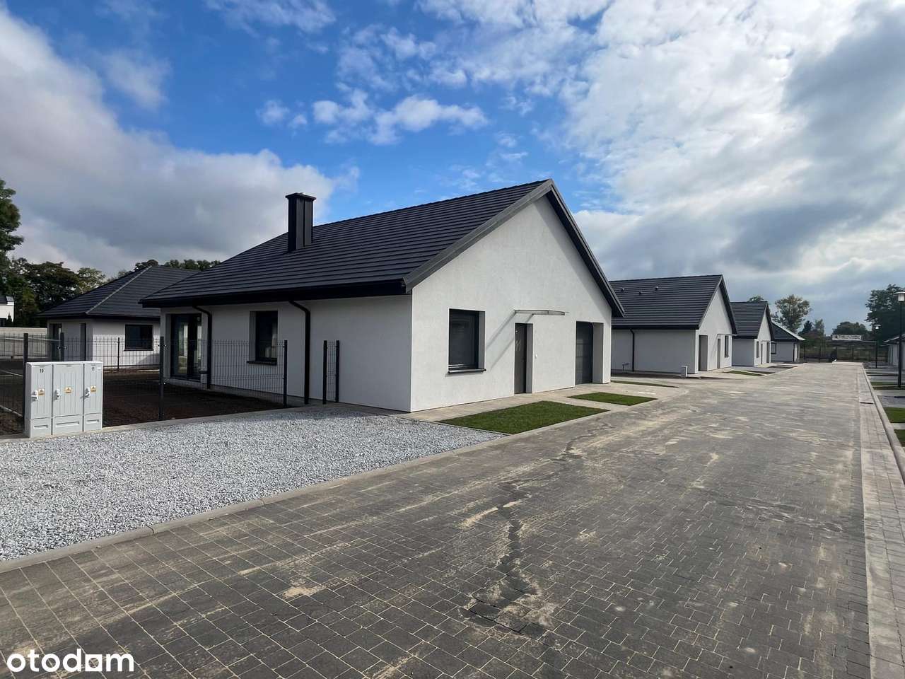 Domy wolnostojące jednorodzinne, 1km od Bielan Wrocławskich - Pełny obrazek: 4/9