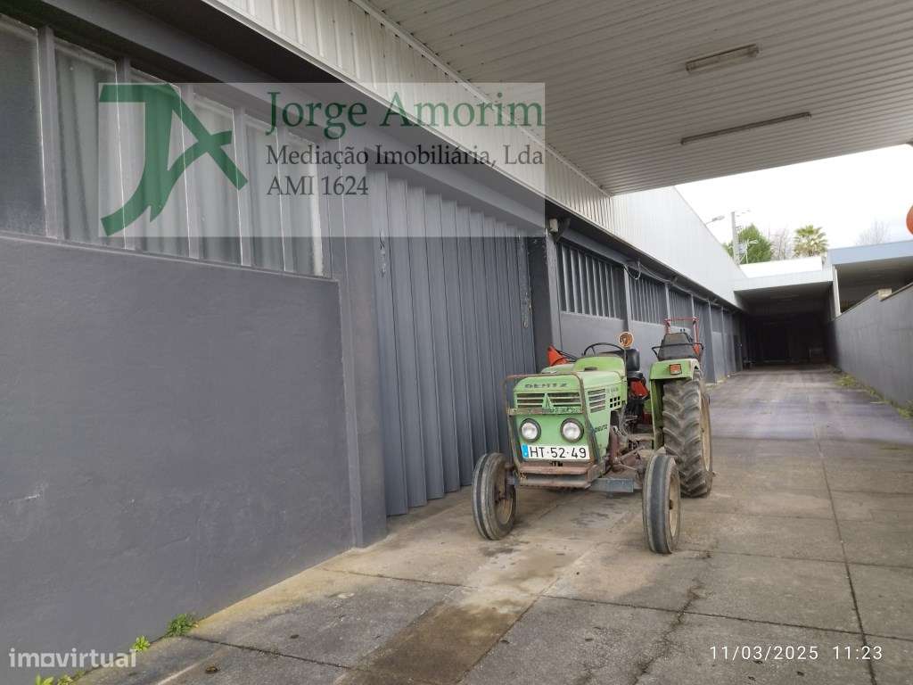Armazém funcional localizado na Trofa, com excelentes acessos às pr... - Grande imagem: 5/9