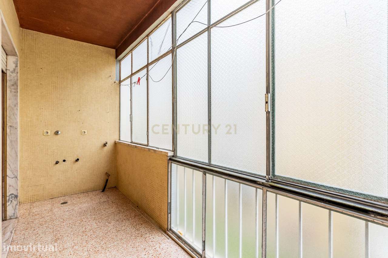 Apartamento T3 para Recuperação em Póvoa de Santo Adrião-15