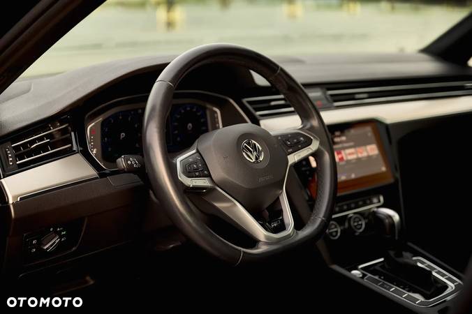 Volkswagen Passat Variant 1.5 TSI OPF DSG Highline - 33