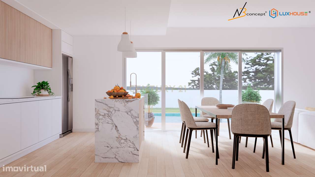 Moradia T4 em banda  com Piscina, Fernão Ferro-19