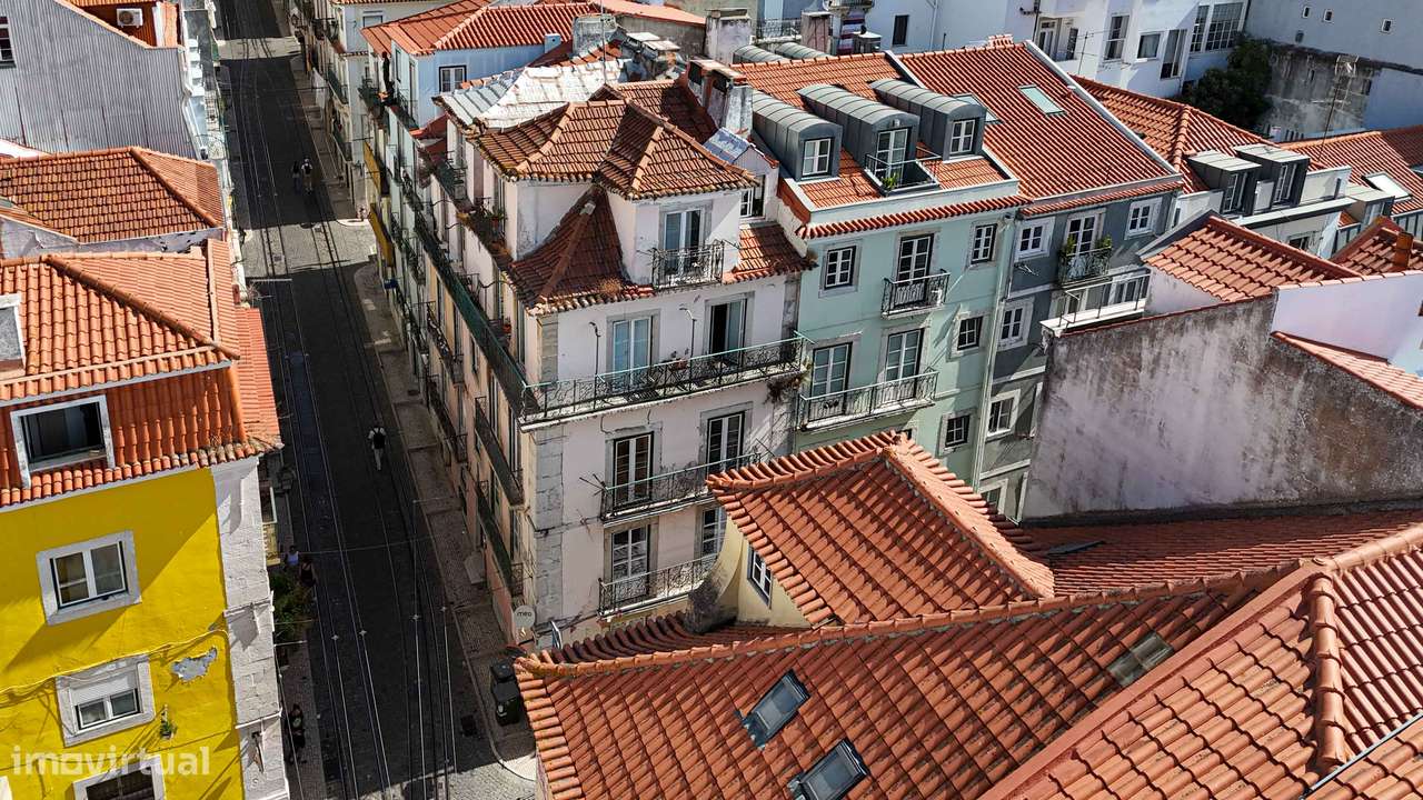 Charmoso apartamento T0 no icónico bairro da Bica, Chiado-21
