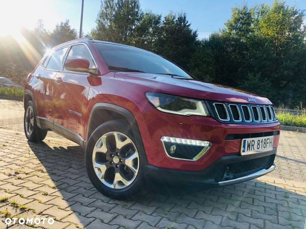 Jeep Compass - 36