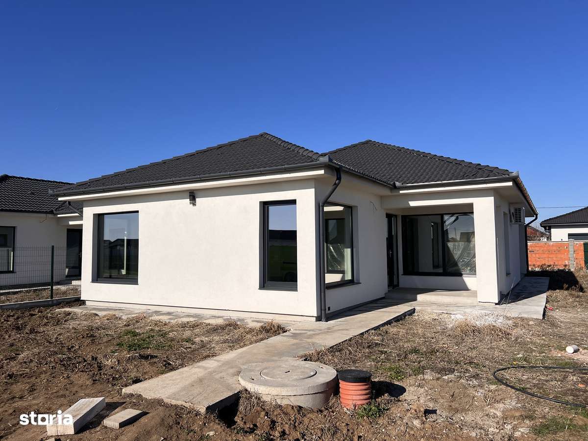 Casa din cărămidă in constructie predare in roșu + țiglă in Santandrei - Imagine principală: 4/15