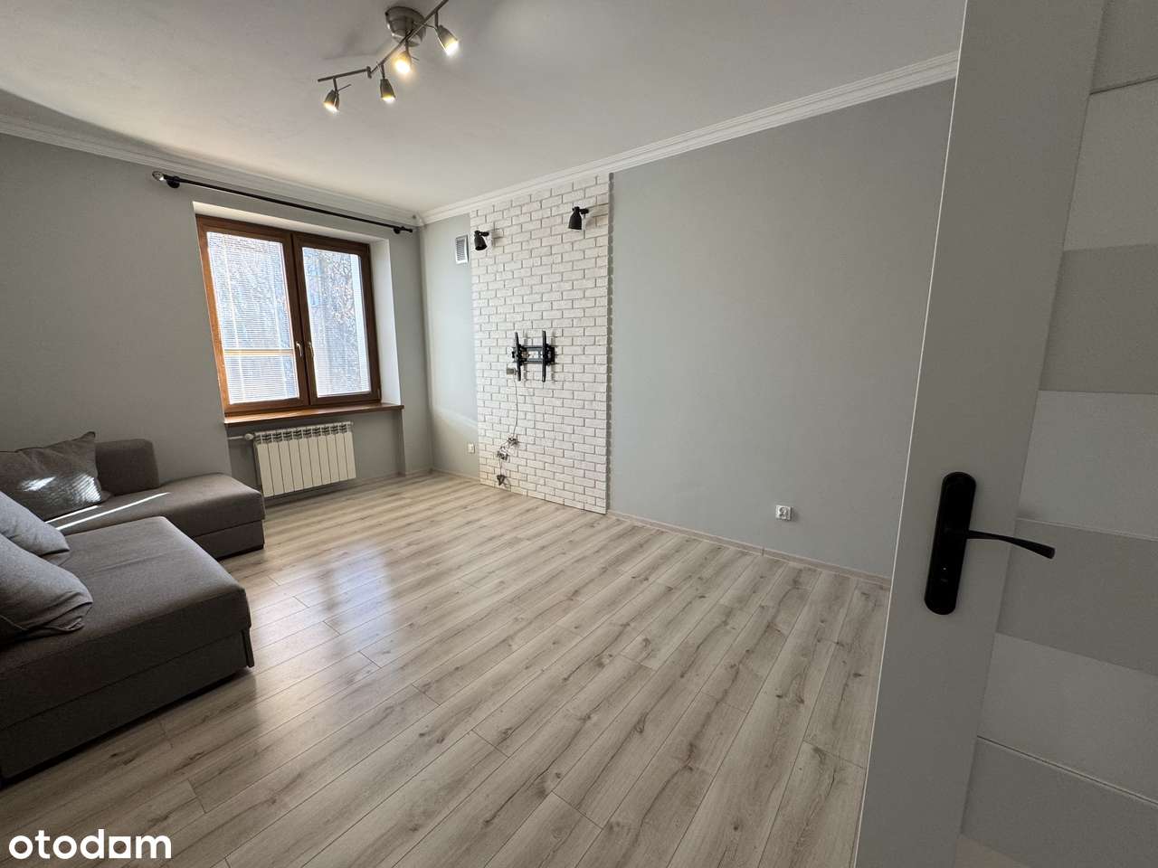 Gotowe do wprowadzenia I 53m I 2 pokoje w Centrum – II piętro!-2