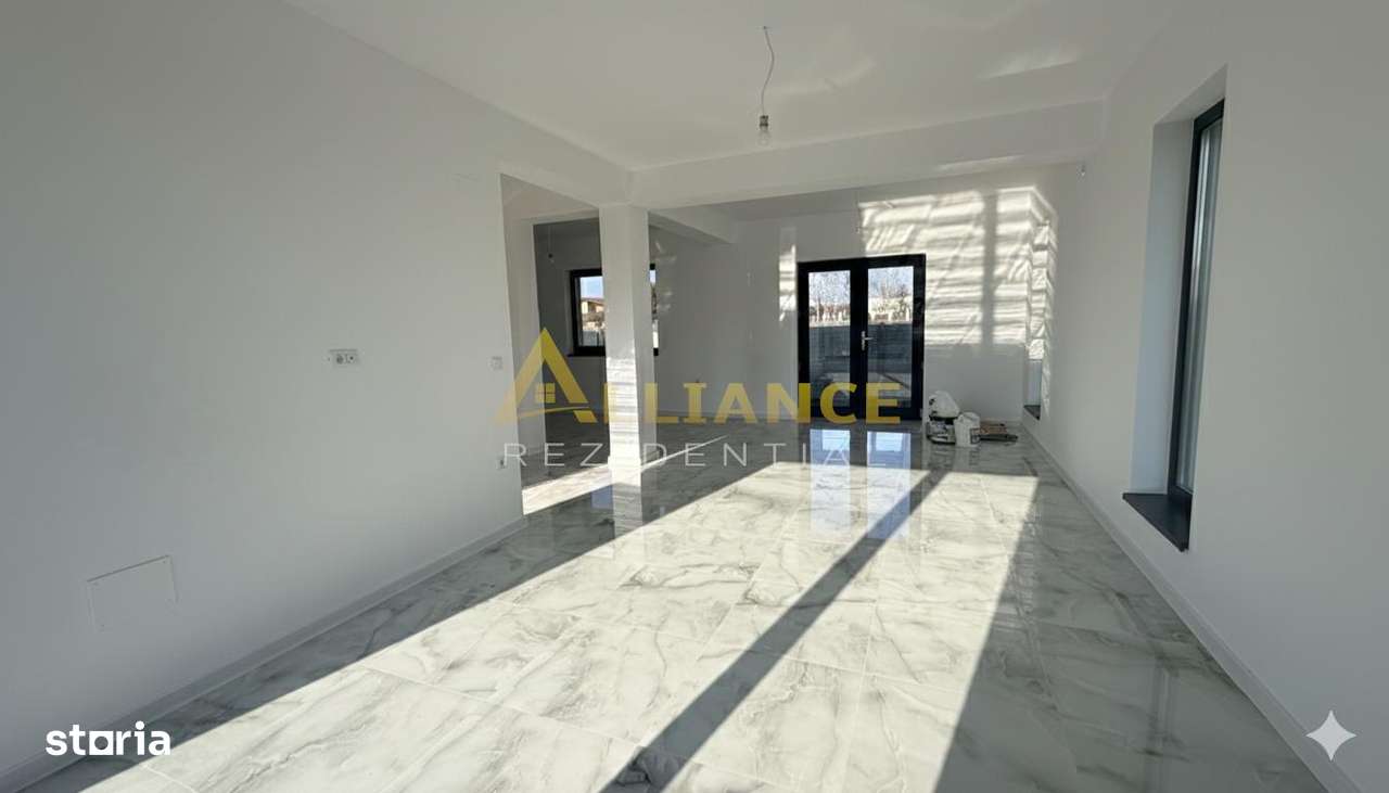 Casa de vanzare aproape de statia STB – Gata de mutare!-4