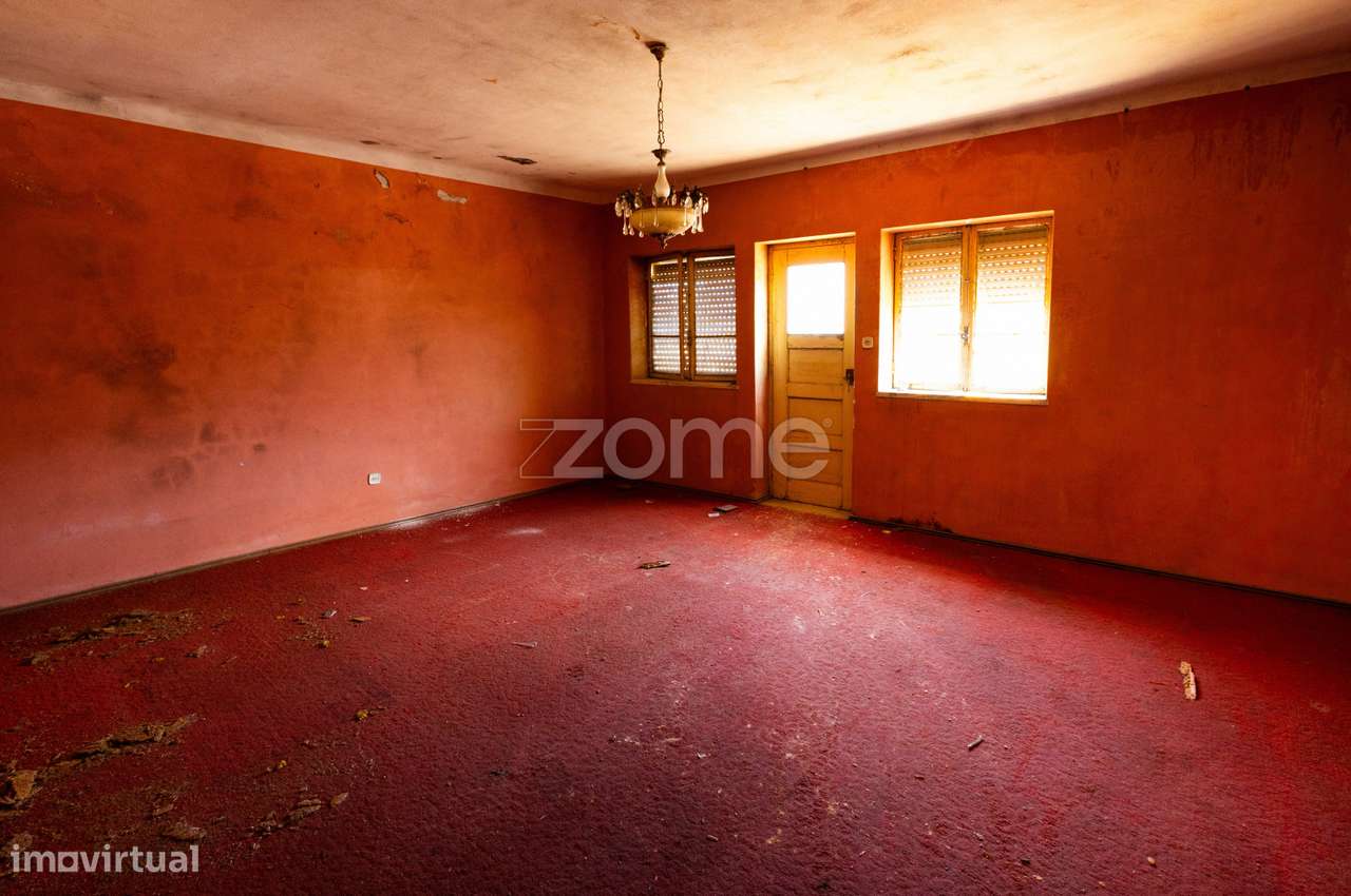 Prédio 4 Pisos |Loja|Garagens| Centro Arganil | Investimento-34