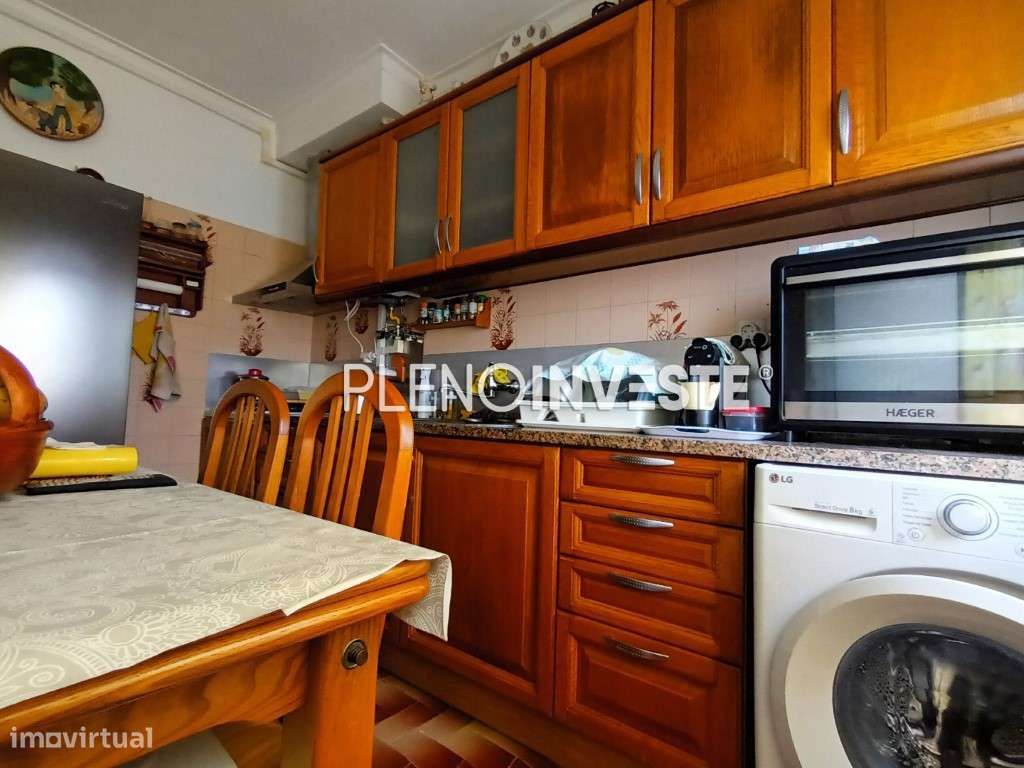 T2 com boas áreas na Arrentela-19