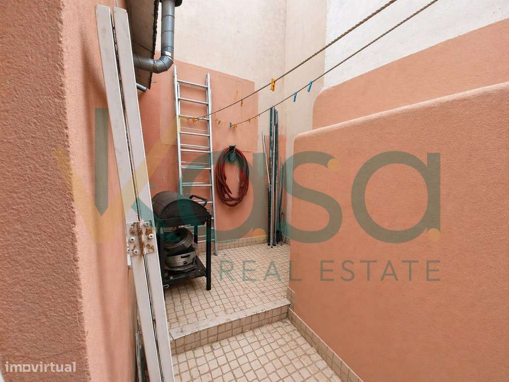 Moradia Térrea- Zona Histórica Barreiro-6