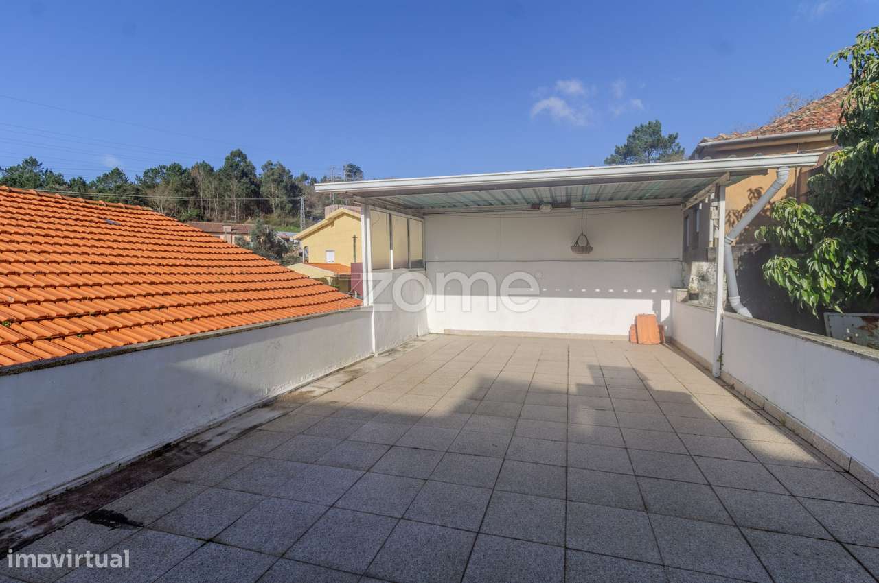 Moradia Isolada T3 com Terreno - Foz do Sousa-35