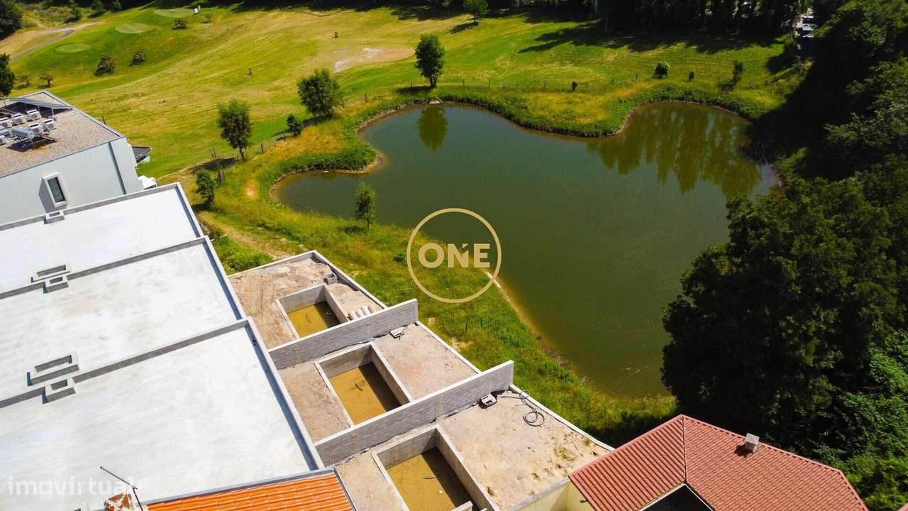 Moradia T3 Vila Golfe Condomínio l Amarante l 390,000.00€-12