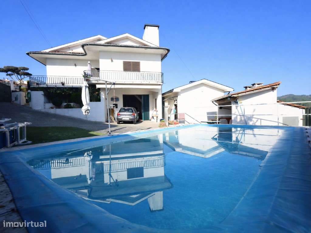 Moradia T3 com piscina | Felgueiras - Grande imagem: 2/15