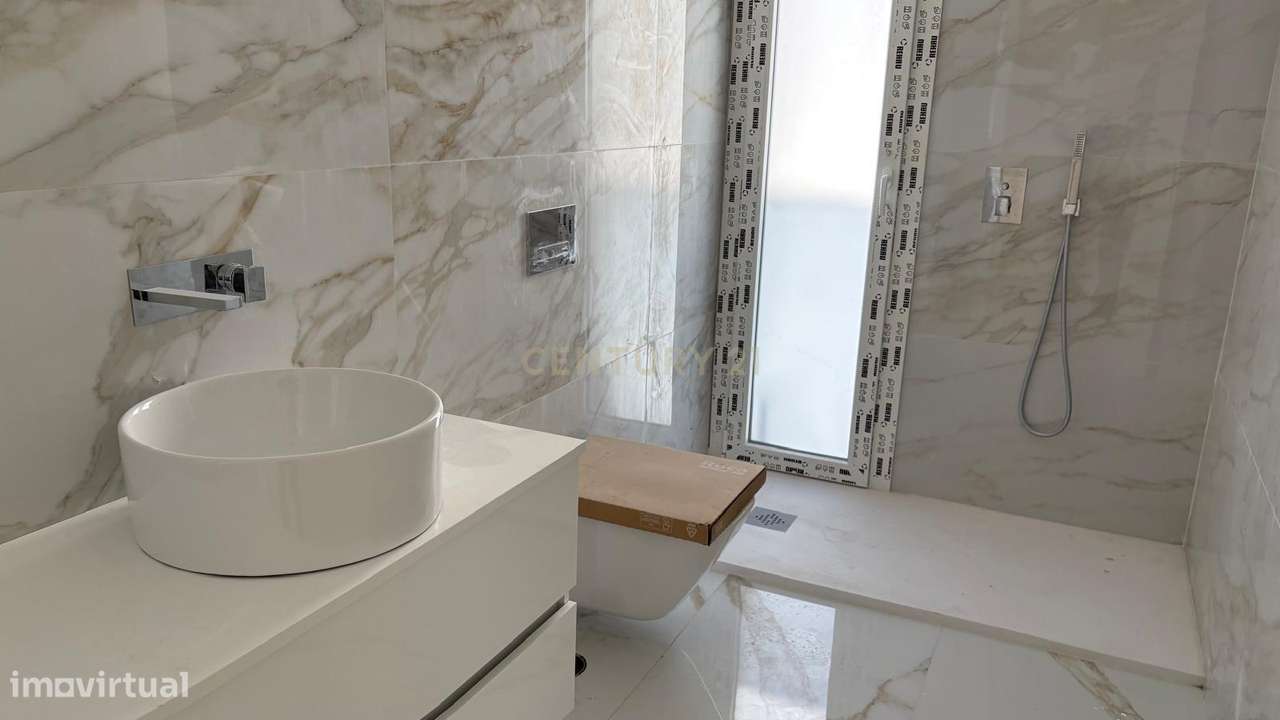 Moradia independente à venda em Famões, Odivelas-40