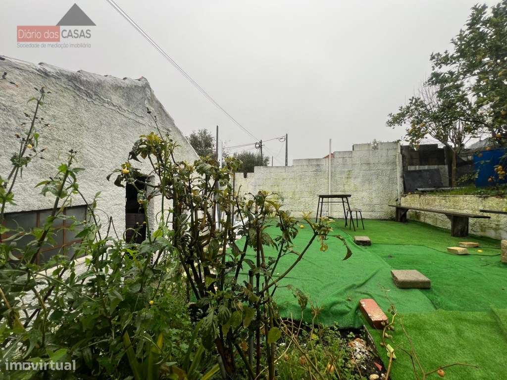 Moradia T4 com Lote de 690 m²-20