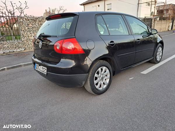 Volkswagen Golf 1.6 Highline - 15