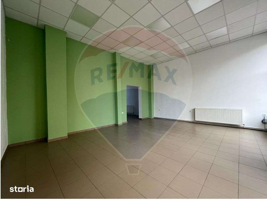 Spațiu comercial stradal-Inchiriere - Imagine principală: 1/8