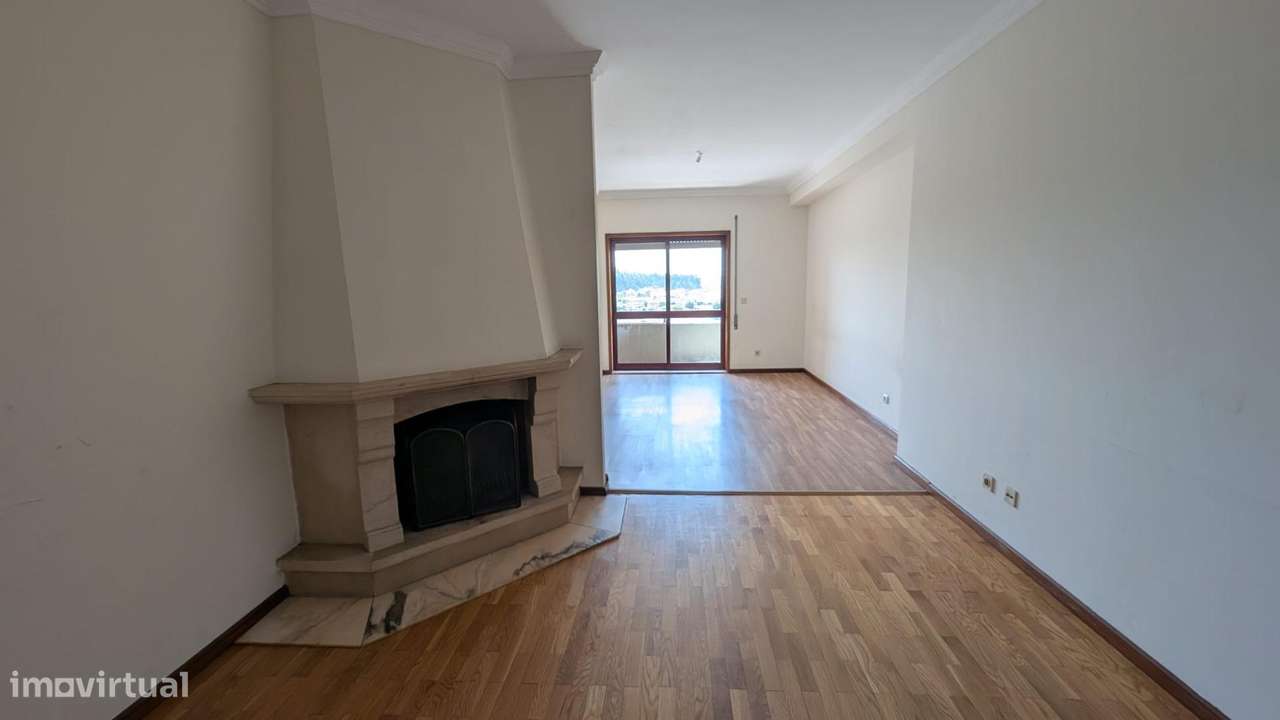 Excelente Apartamento T2 à venda na Maia-19